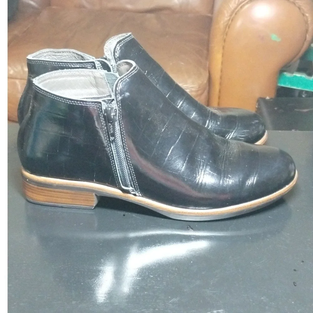 Naot Black Croc Embossed Leather Dual Zip Ankle Boots Round Toe Low Heel